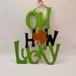 St Patrick’s Green and Black 'Oh How Lucky' Wall Holiday Decor Sign 9.2” x 7.6”